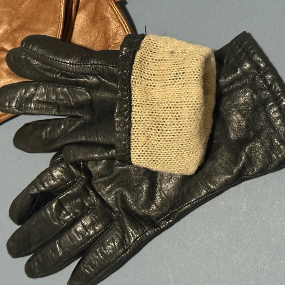 2 pairs of female Black and Brown Leather‎ Gloves, fits small and extra small